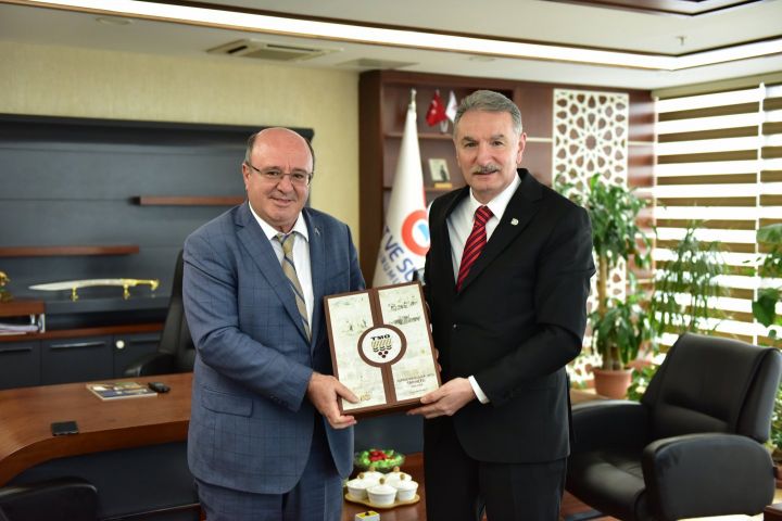 Toprak Mahsulleri Ofisi Genel Müdürü Ahmet Güldal Genel Müdürümüzü Ziyaret Etti